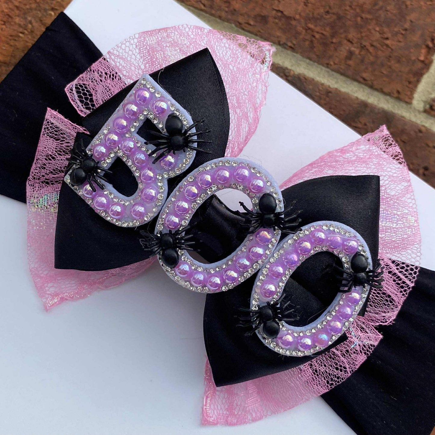 BOO'S & BOWS #1